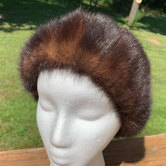 Vintage 1950\'s Brown Mink Fur Hat main image 10